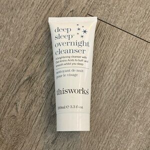 This Works Deep Sleep Overnight Cleanser - White